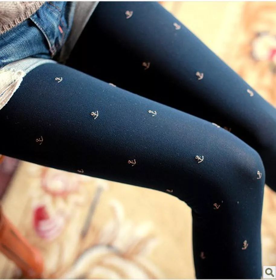 众里寻她千百度翻箱倒柜找秋裤,众里寻他千百度却在灯火阑珊处