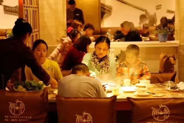 6.8折!烟台路上这家烧烤城震撼登场!承包你的整个5月……