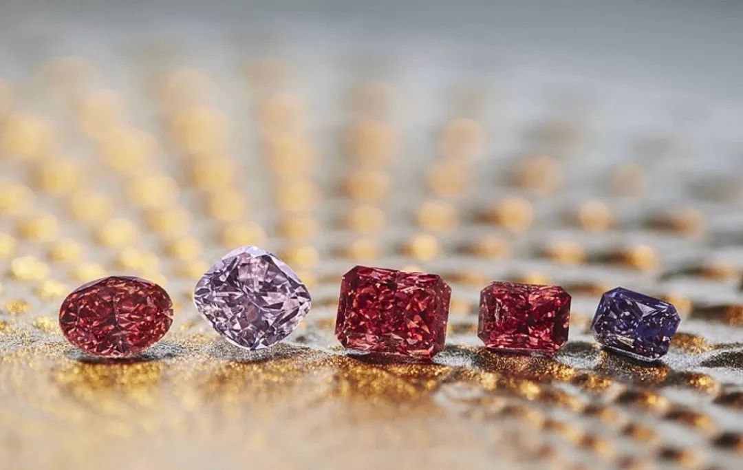 史诗级粉钻被人拍走了,你的彩钻还在等你!