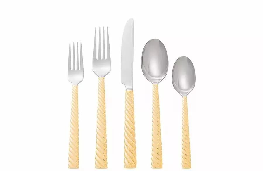 怎么营造浪漫餐桌,怎么布置餐桌有仪式感