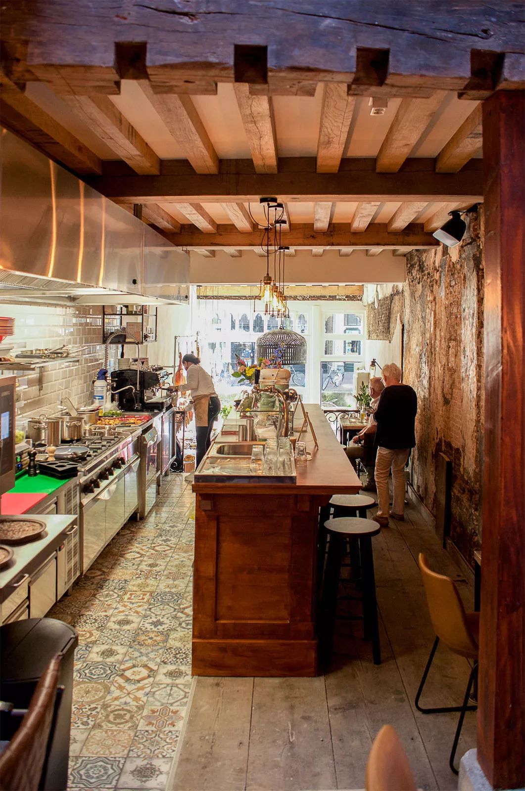 荷兰寻味|木板上的荷式下午茶:Borrelplank,这些好店不能错过!