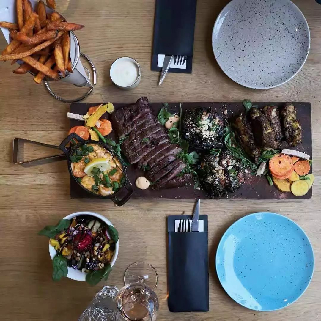 荷兰寻味|木板上的荷式下午茶:Borrelplank,这些好店不能错过!