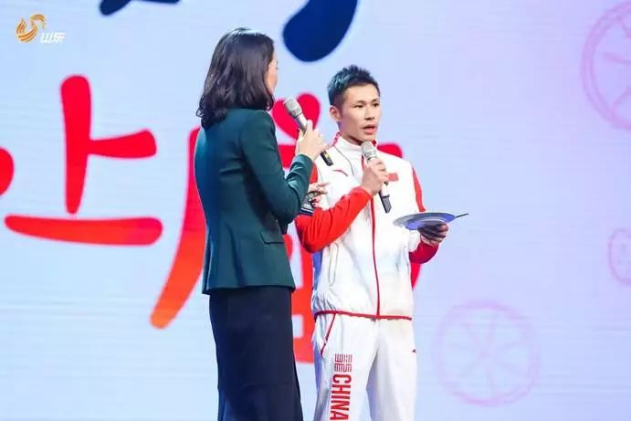 陈红陈赫视频,陈红探班欧阳娜娜