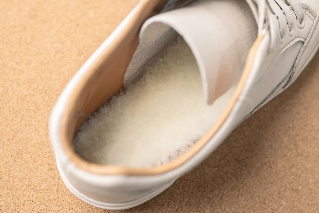 罗马人发明了左右脚的鞋,欧洲人古代用什么做鞋底