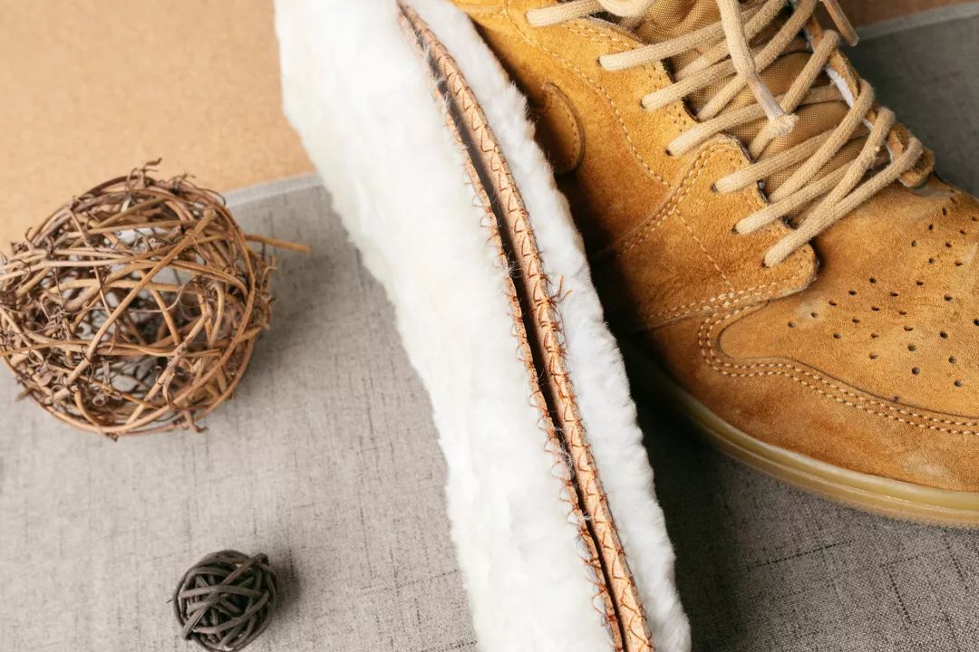 罗马人发明了左右脚的鞋,欧洲人古代用什么做鞋底