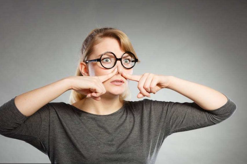 身体有异味是大病的前兆吗,体内早上有怪味是什么情况