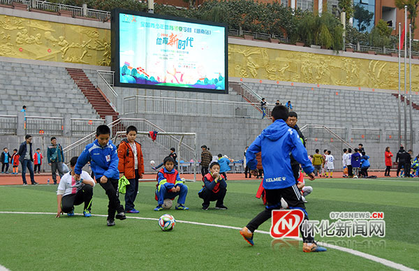 足球青训暑假训练营青少年,青少年足球冬训营火热开练