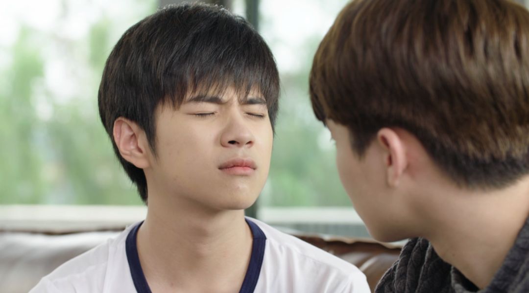 吃人嘴软怎么用一种说法说出来,吃人嘴软有口难言