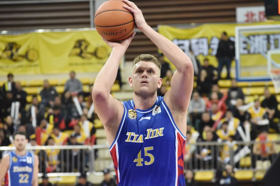 三连胜！天津男篮终于找到赢球密码