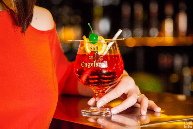 500余款全球各地精酿，3000多个钢铁酒格组成的巨幕外墙！长沙又一约酒圣地来了~