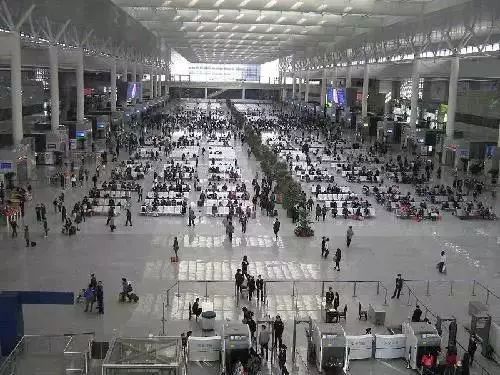 便民｜临时身份证明打印机、人脸识别实名验证系统等多项人性化设备已入驻上海虹桥火车站