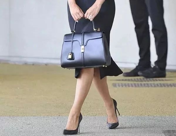 新包发布会,新包发布