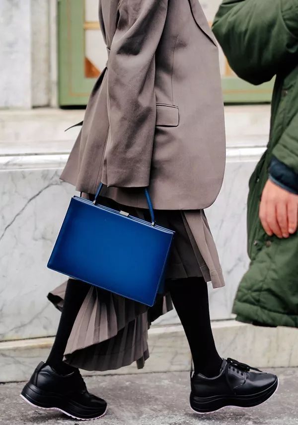 新包发布会,新包发布