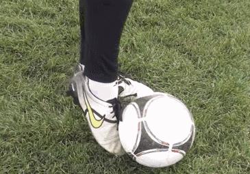 正脚背射门大力射门如何更精准,常用5种射门技巧