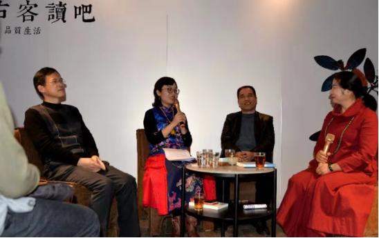 众作家左右客乐品白玉稳《百味》