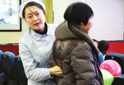 治疗慢阻肺的戒烟处方,戒烟是治疗慢阻肺病最好的药