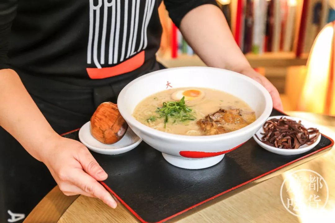 大骨熬汤的味千拉面,味千拉面大骨熬汤30年