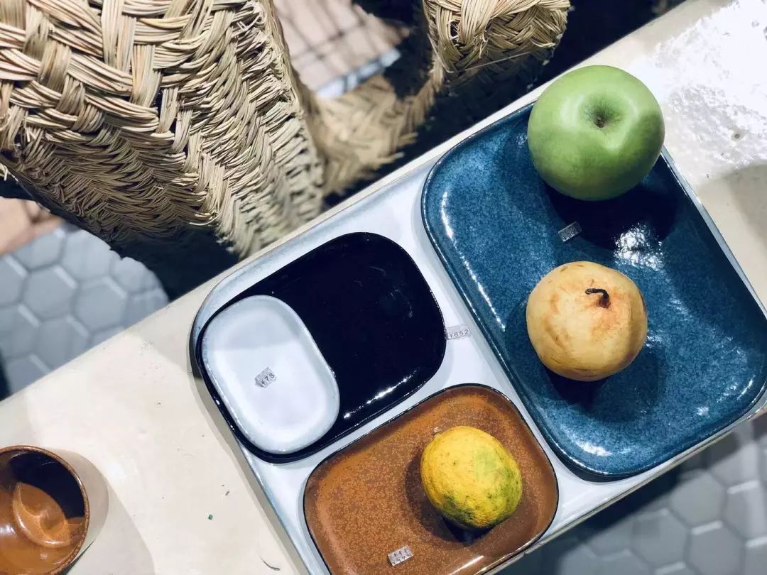 进公寓买设计品，到邮局逛百货店，这三家潮铺我真的摸不透