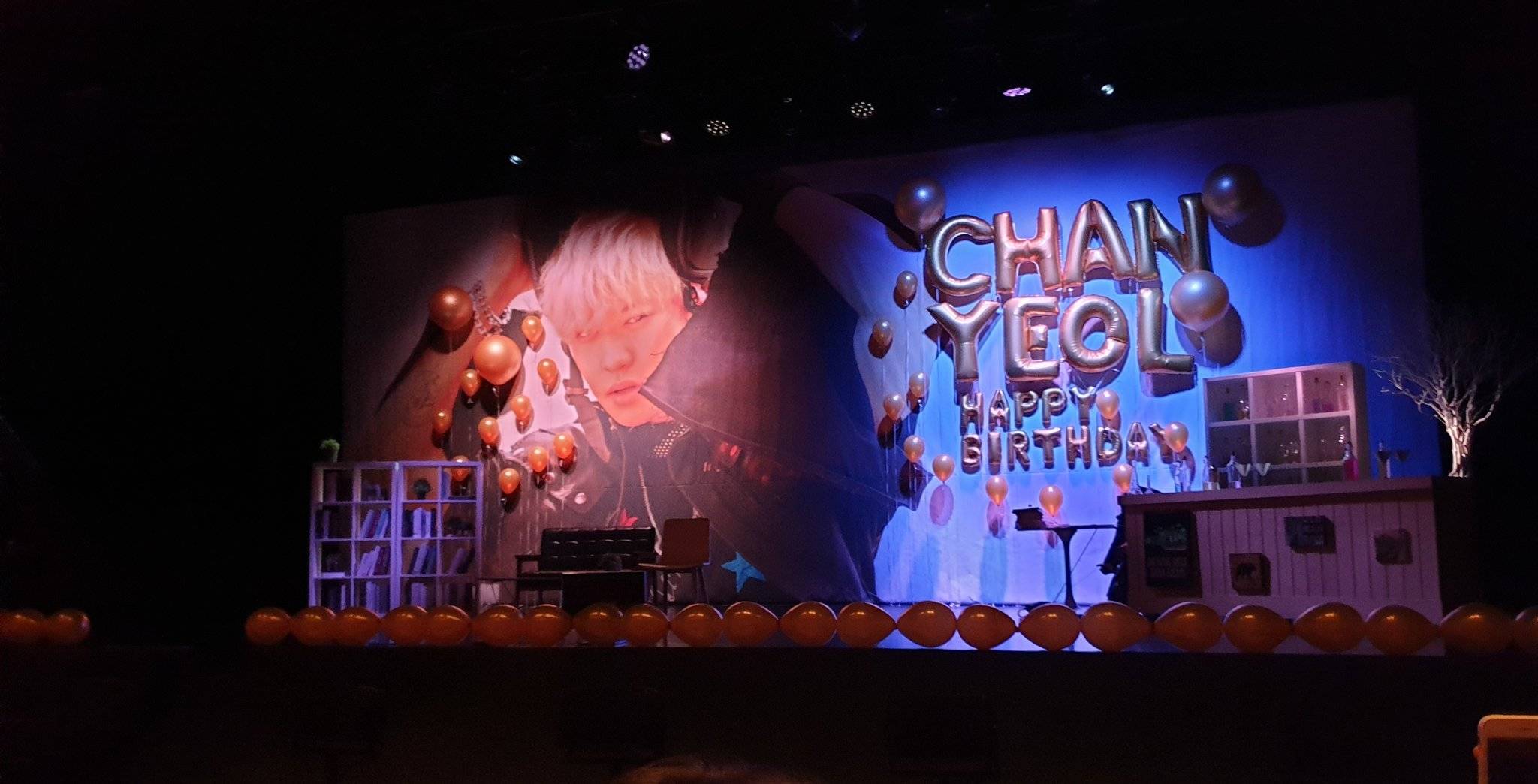 exo11周年粉丝见面会灿烈,exo灿烈准备惊喜哪一期