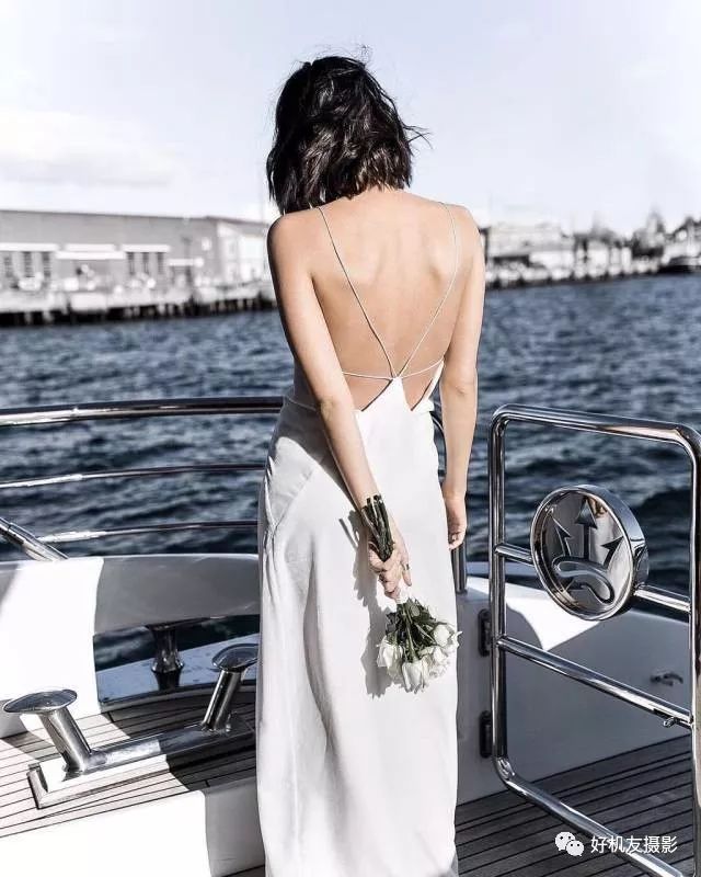 好看的人像摆姿,简单人像拍照摆姿