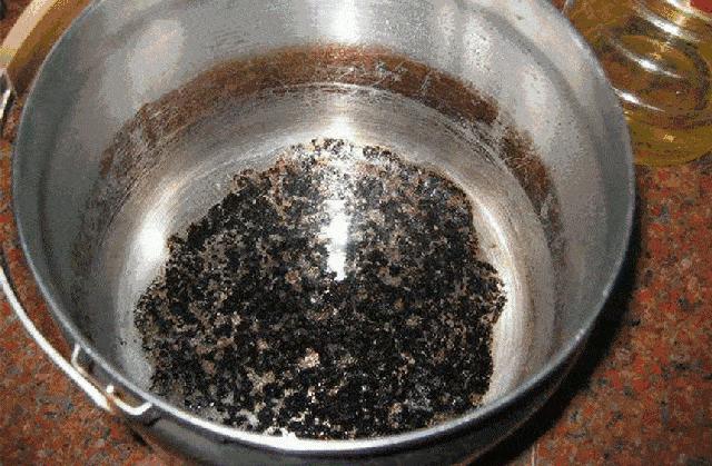 炒菜总粘锅咋办教你一招解决,炒菜粘锅最好的解决办法