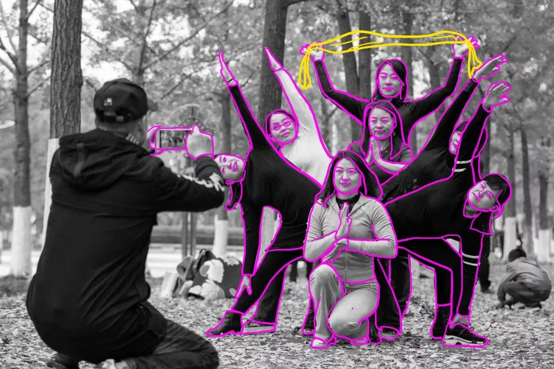 带父母旅行被拉黑,全家旅游把我丢在学校里面