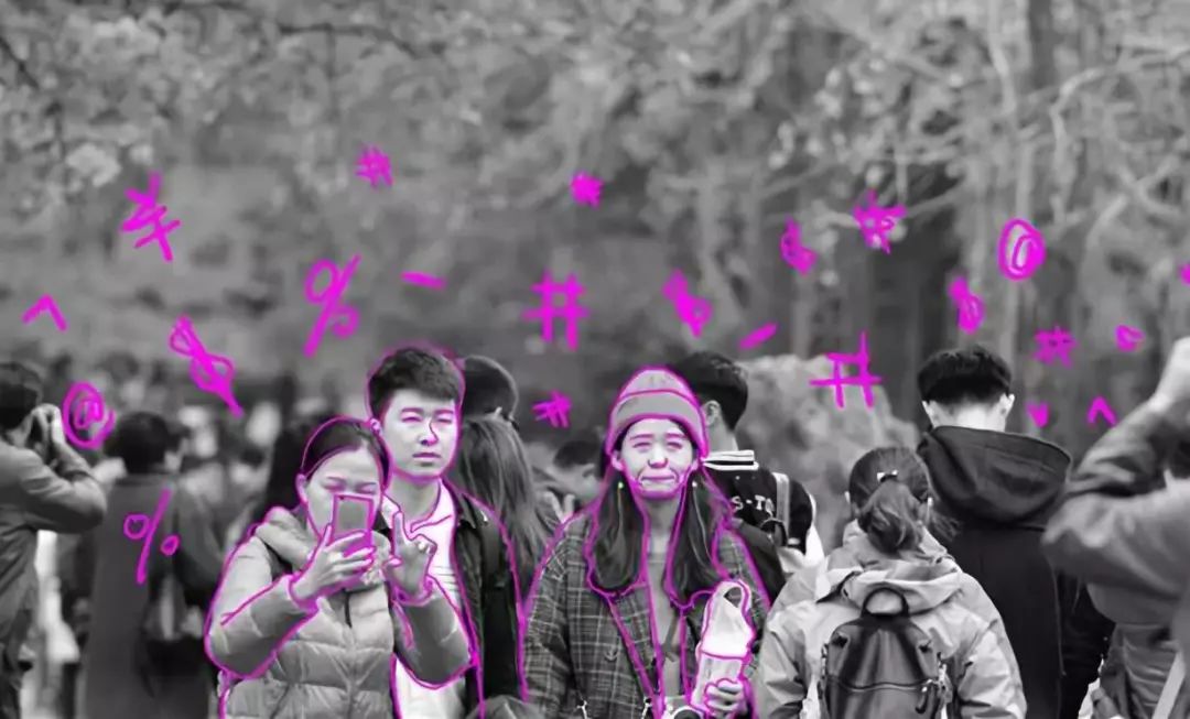 带父母旅行被拉黑,全家旅游把我丢在学校里面