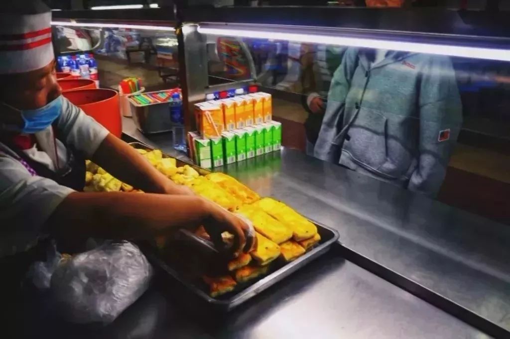 一瞬间爱上兰理工｜这里有我们的小温暖