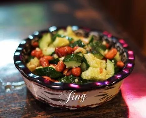 什刹海春季游玩攻略,超详细的北京什刹海逛吃攻略