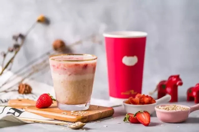 全线新品限时半价哦!一口让你喝到满满的初秋幸福味道……