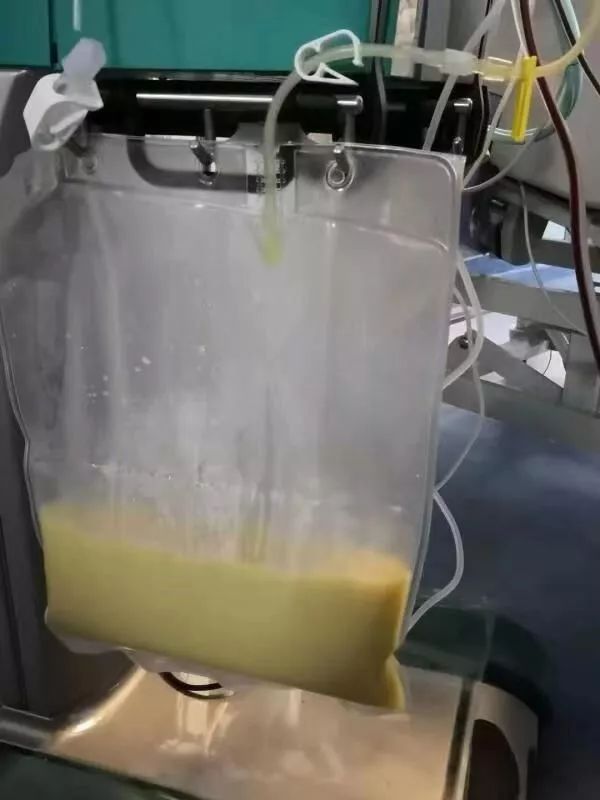 17岁少女抽出粉红色的血，瞬间凝固差点丢命！原因竟是3年前开始……