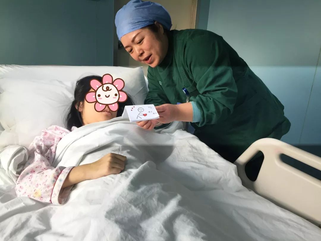 17岁少女抽出粉红色的血，瞬间凝固差点丢命！原因竟是3年前开始……