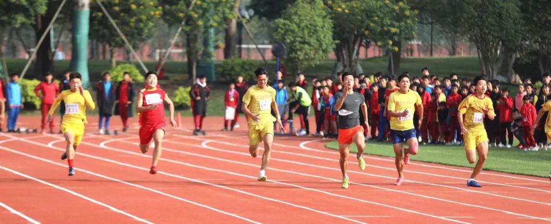 足球特色校的足球比赛,足球趣味运动会项目