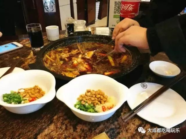 成都兔头一年吃掉多少只,四川每年消耗兔头