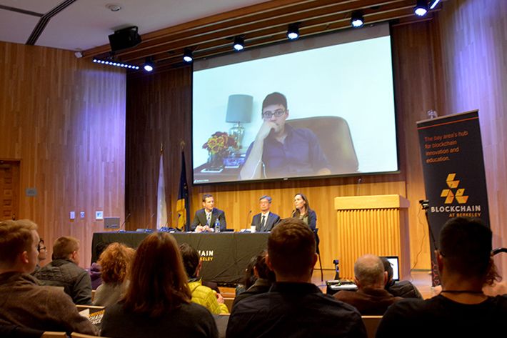 混进伯克利这个学生社团，你就赢了