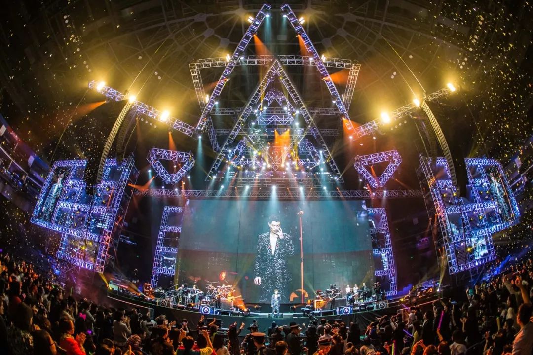 追星族的福音？小伙谎称“圈内人”诈骗