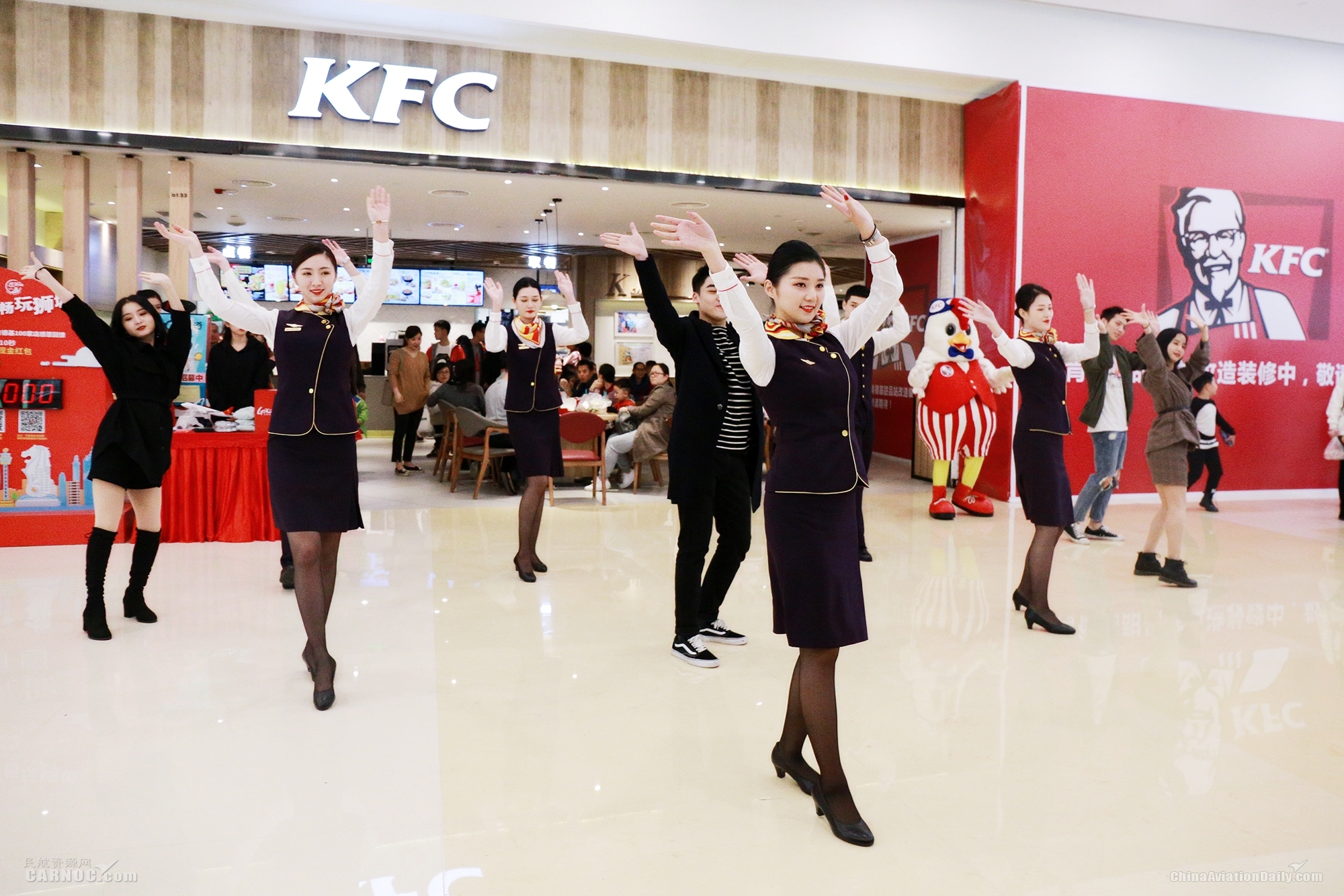 空姐跳舞迎接空少,空姐空少舞蹈