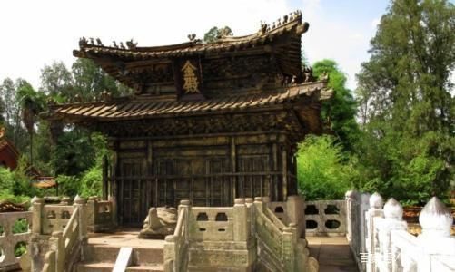 昆明市名胜古迹风景区,昆明金殿历史介绍