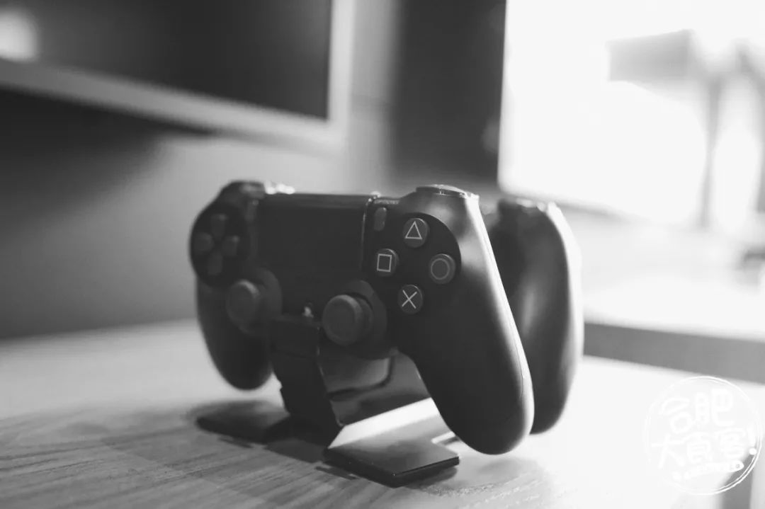 和广电仅隔一条马路的小资咖啡馆，你差点就错过了……