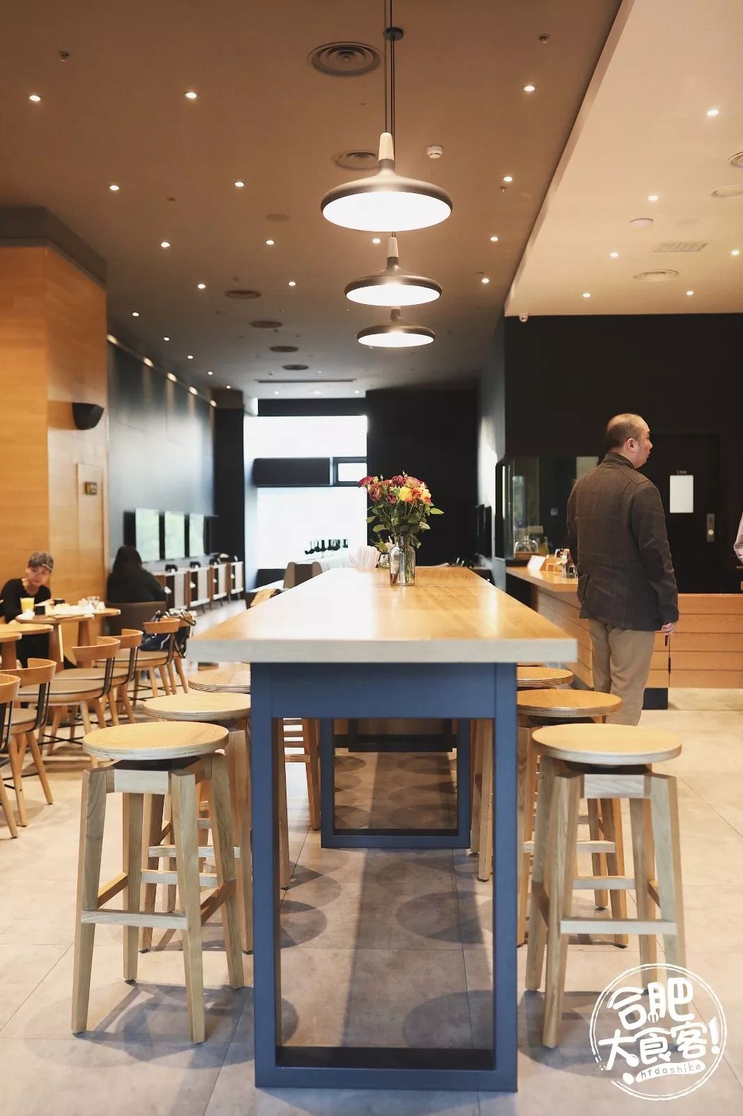 和广电仅隔一条马路的小资咖啡馆，你差点就错过了……