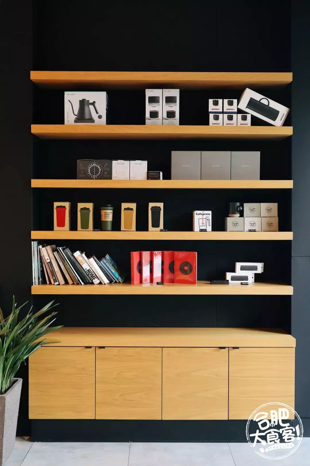 和广电仅隔一条马路的小资咖啡馆，你差点就错过了……