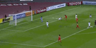 厉害！湖*姑北**娘荣膺亚洲足球小姐：从小跟男孩一起踢球