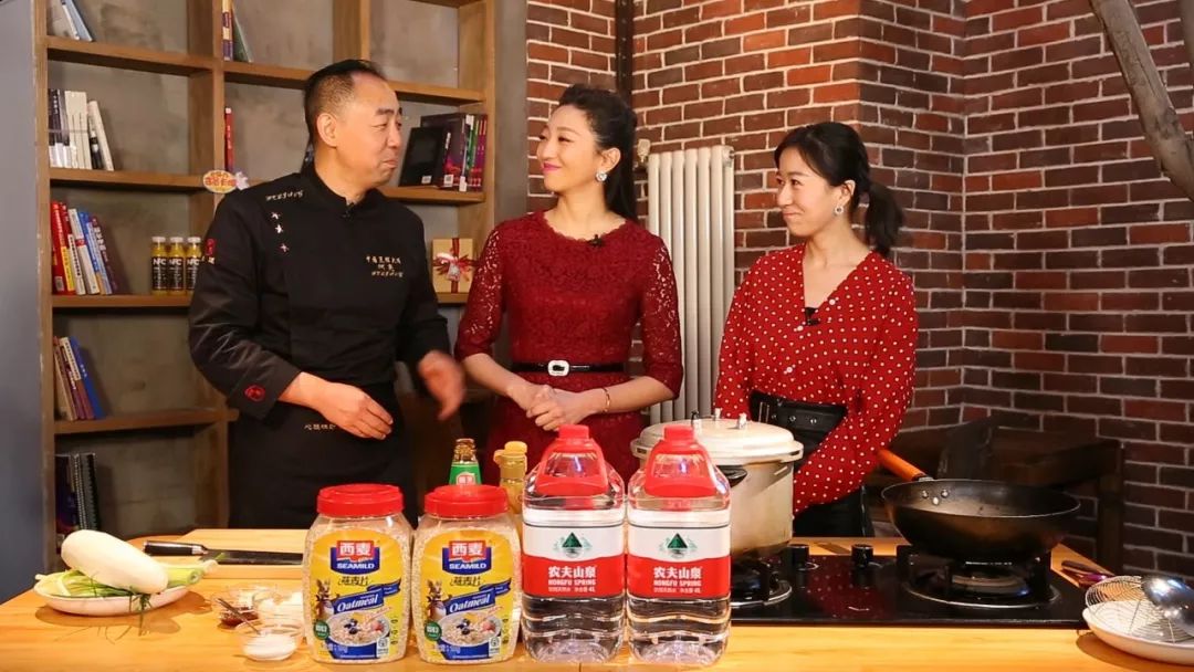 秋冬干燥上火一日三餐怎么吃,秋冬干燥上火喝的汤