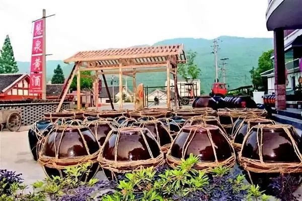 房县和绍兴黄酒哪个好,房县黄酒千百年来