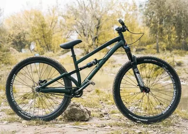 入门山地车选购全攻略,山地车入门需要哪些装备