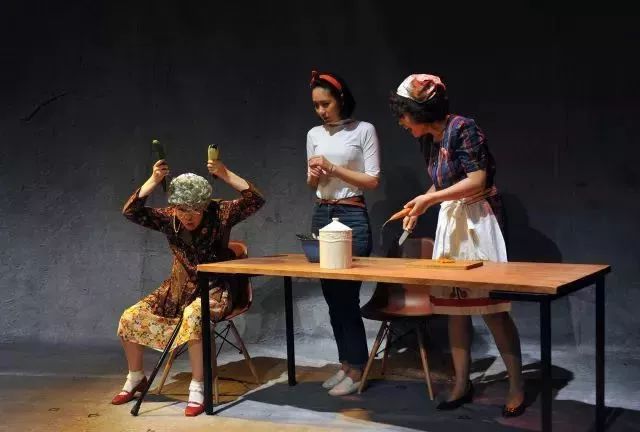 汽车与乳房,洛丽塔背后的真相