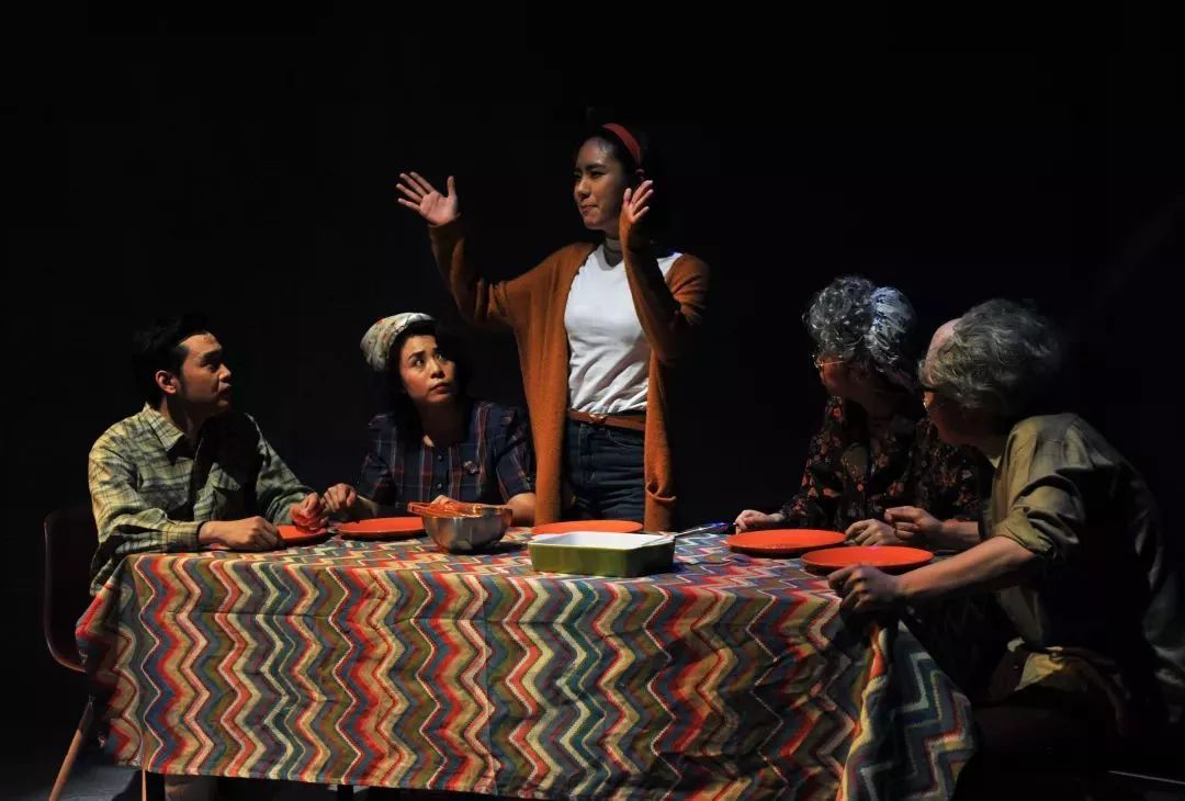 汽车与乳房,洛丽塔背后的真相