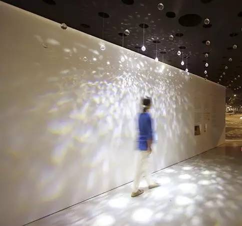 变色灯带和普通灯带设计有区别吗,为什么要设计灯光