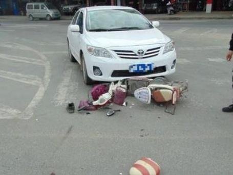 开车与电动车发生碰撞该如何处理,开车与电瓶车碰撞处理流程