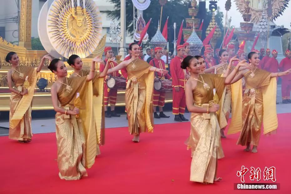 越来越方便!这几个国家的签证申请更容易了,看看有没有你想去的?